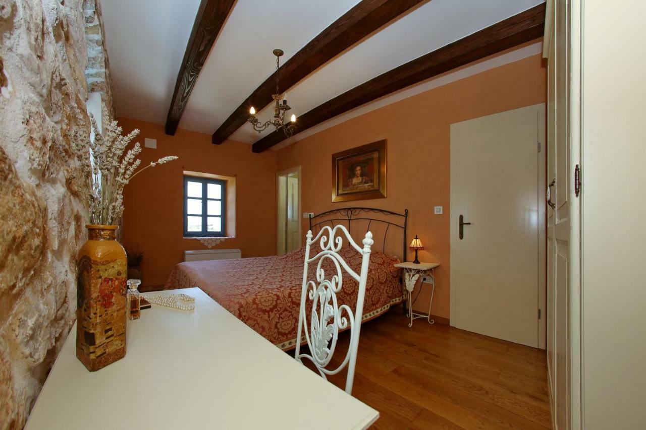 Olive'S Hug Villa Poljana  Екстериор снимка